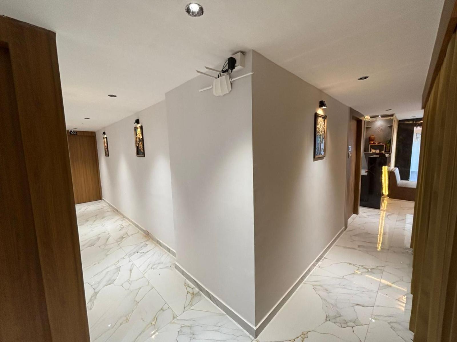 Hotel Phoniex Αχμπανταμπάντ Εξωτερικό φωτογραφία